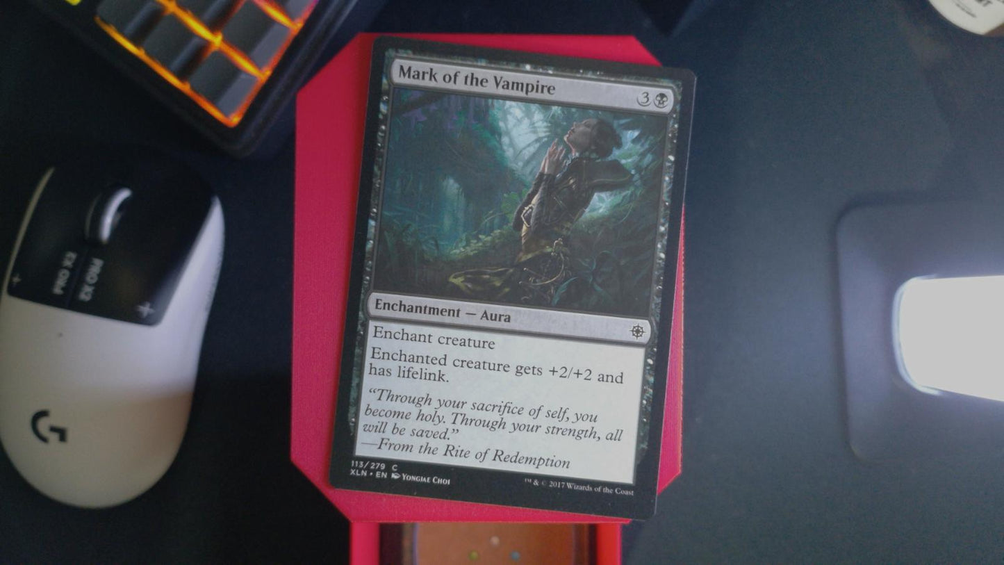 Mark of the Vampire 113 Ixalan MTG C LP