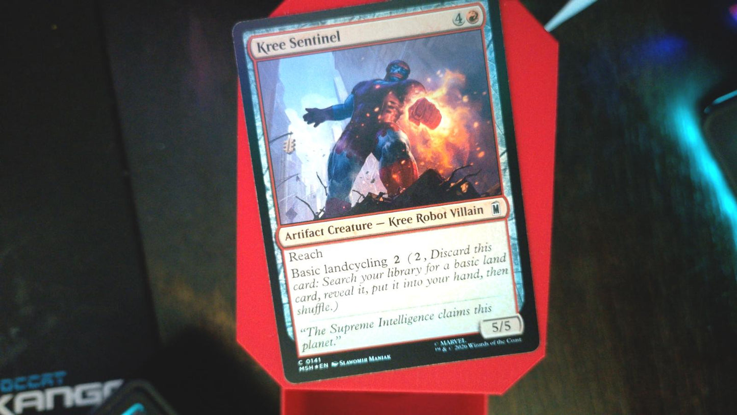 Kree Sentinel 141 Marvel Super Heroes MTG C Foil NM