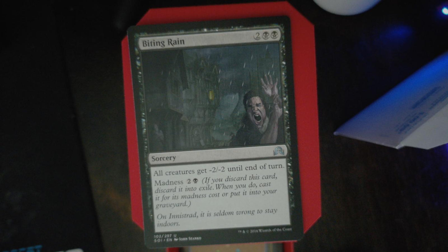 Biting Rain 102 Shadows over Innistrad MTG UC LP