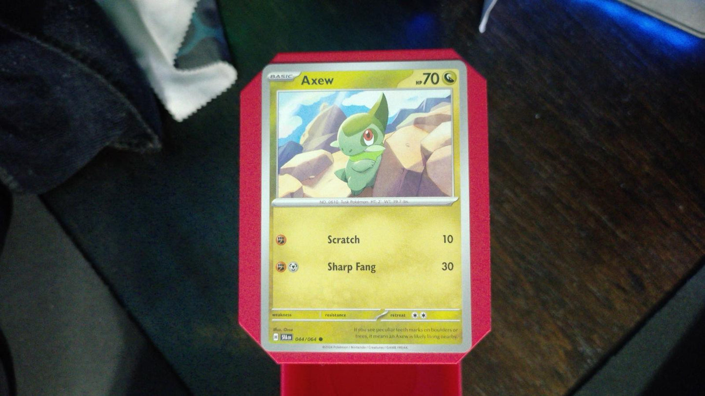 Axew 044/064 Shrouded Fable Pokemon C NM