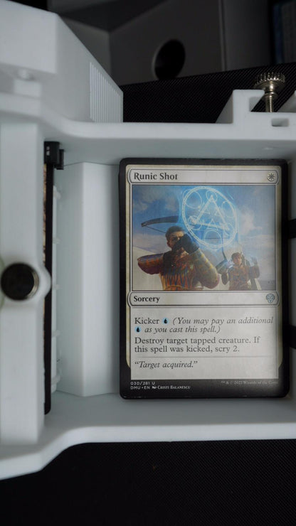 Runic Shot 30 Dominaria United MTG UC NM