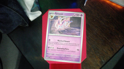 Sylveon 022/064 Shrouded Fable Pokemon UC NM