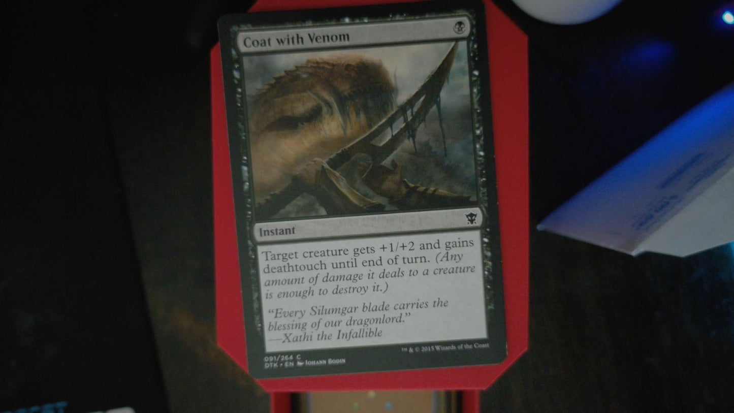 Coat with Venom 91 Dragons of Tarkir MTG C LP