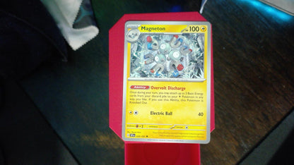 Magneton 059/191 Surging Sparks Pokemon UC NM